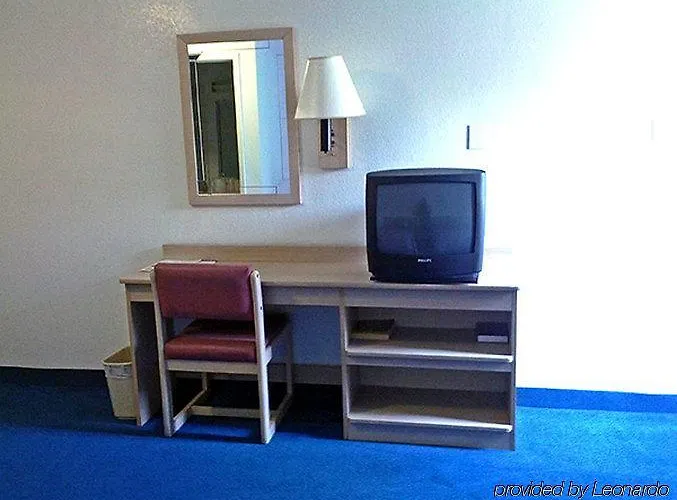 Hotel 6-normal, Il - Bloomington Area 3*